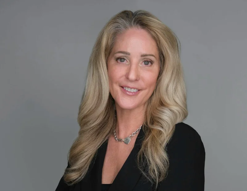Renee, RE/MAX Classic SoldSquad real estate agent on Lake Hartwell